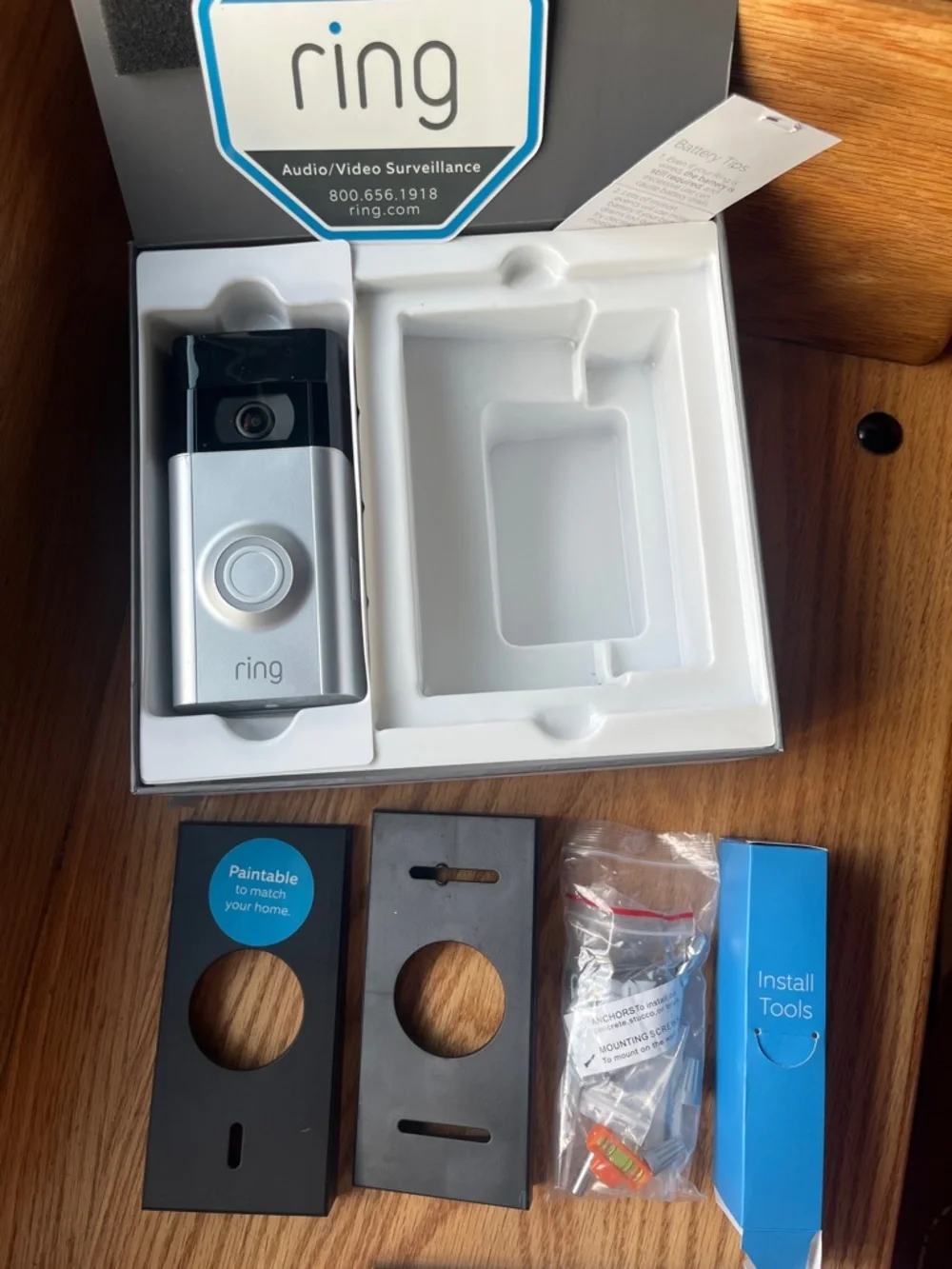 Ring Video Doorbell 2 Box – silver and brown plate covers